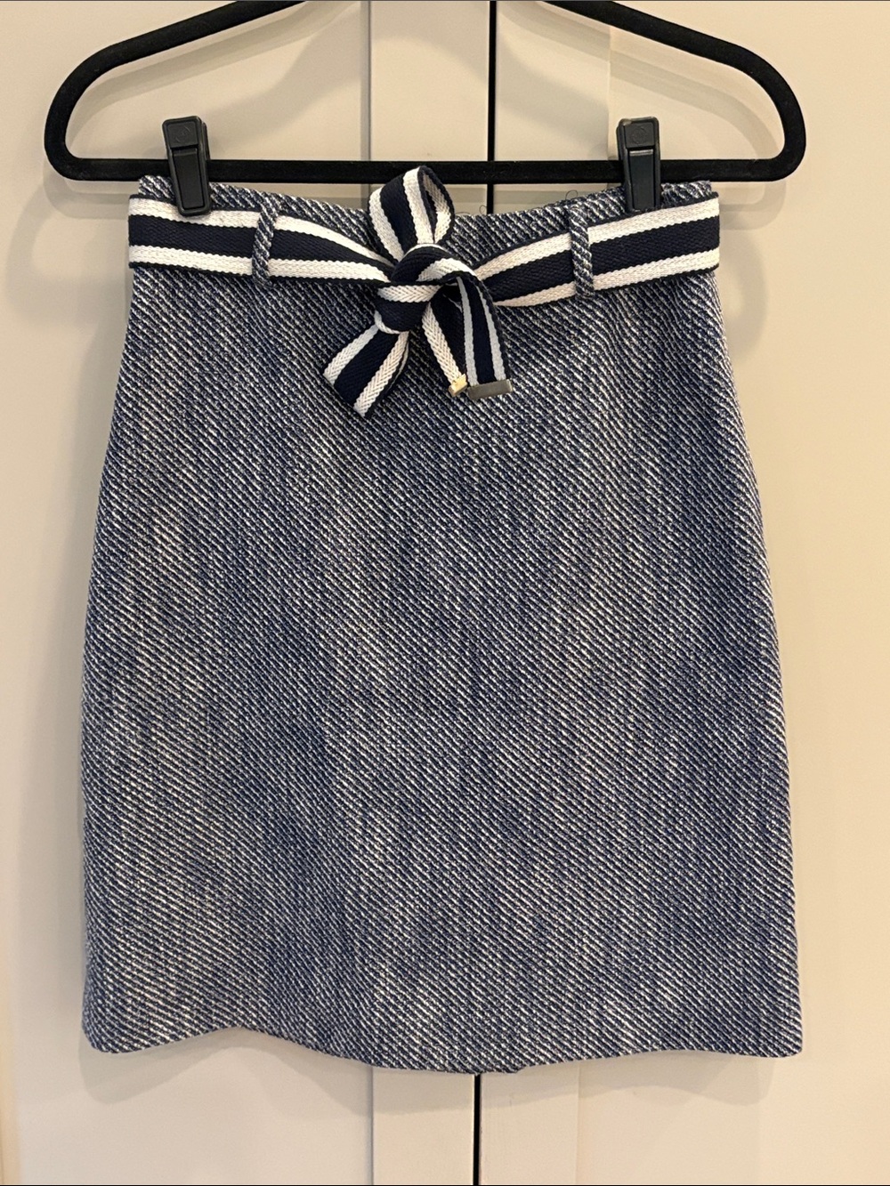 ANN TAYLOR Navy Tweed Skirt Striped Belt Sz 2 Coastal Nautical Career